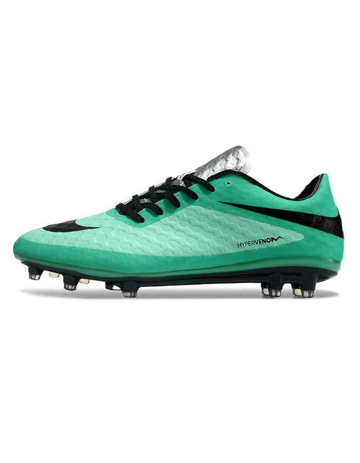 Crampons Hypervenom phantom