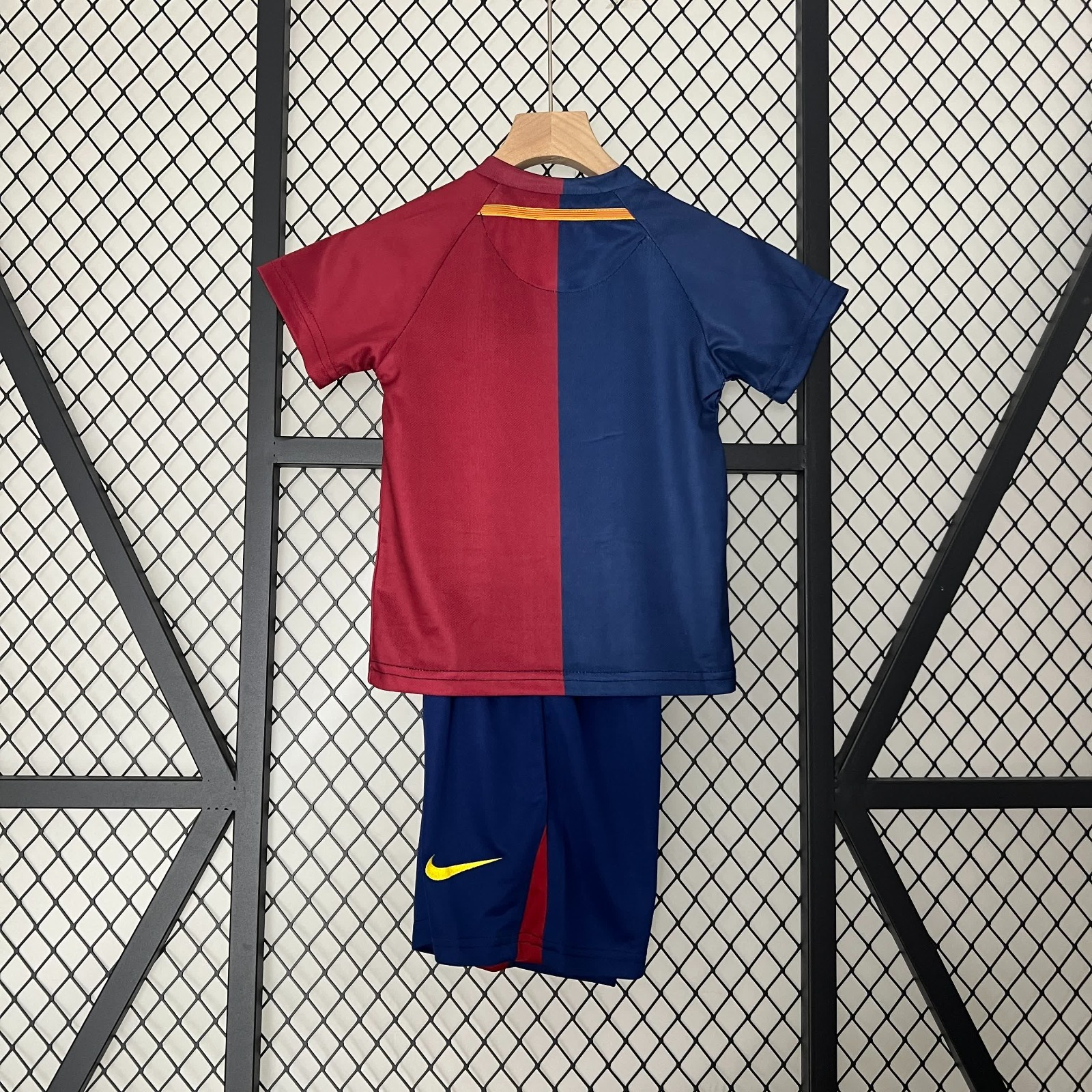 2008-2009 Ensemble Enfant Barcelone Rétro